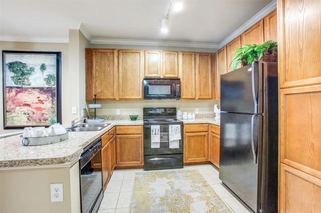 10221 Centrepark Drive A622, Houston, TX 77043