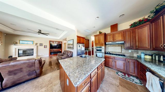 948 Woodridge Ct, Yuba City, CA 95993