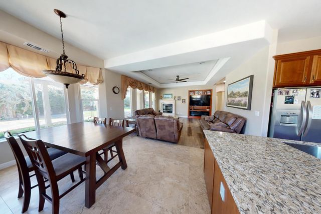 948 Woodridge Ct, Yuba City, CA 95993