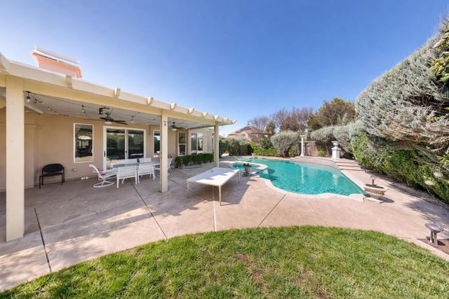 948 Woodridge Ct, Yuba City, CA 95993