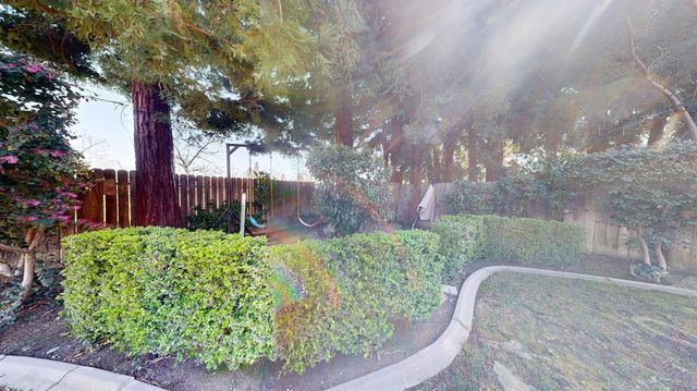 948 Woodridge Ct, Yuba City, CA 95993