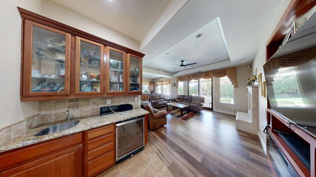 948 Woodridge Ct, Yuba City, CA 95993