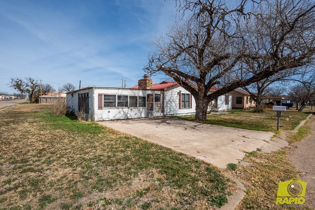 1210 N 10th Street, Ballinger, TX 76821