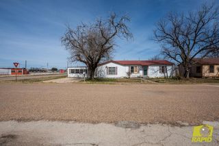 1210 N 10th Street, Ballinger, TX 76821