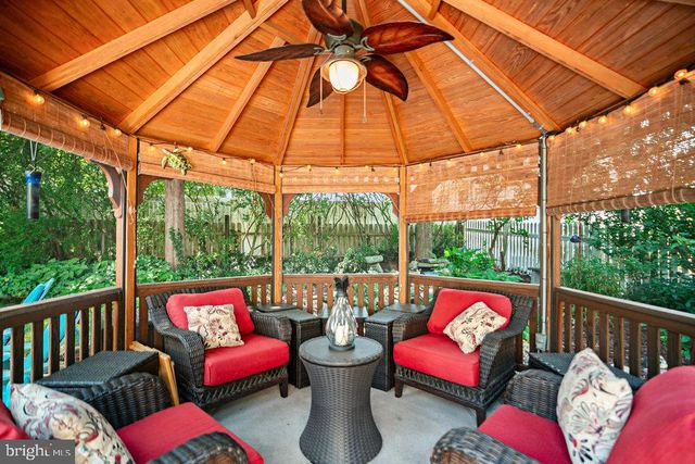 204 SIENNA LN, Glassboro, NJ 08028