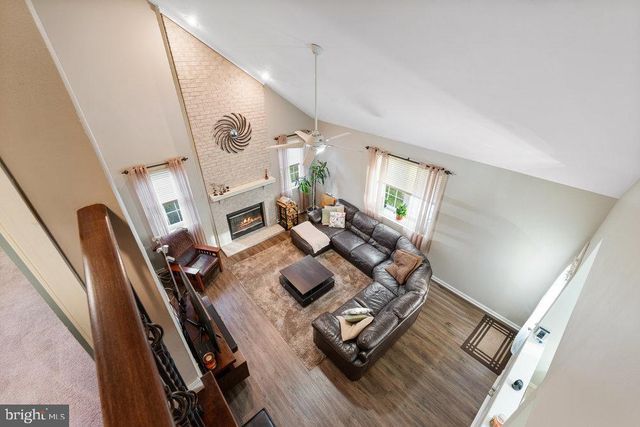 204 SIENNA LN, Glassboro, NJ 08028