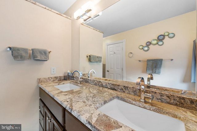 204 SIENNA LN, Glassboro, NJ 08028