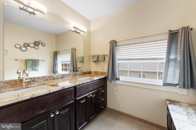 204 SIENNA LN, Glassboro, NJ 08028