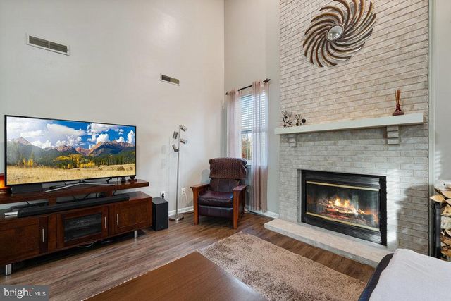 204 SIENNA LN, Glassboro, NJ 08028