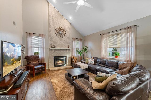 204 SIENNA LN, Glassboro, NJ 08028