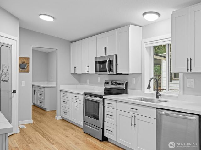20500 SE 32nd Drive, Bothell, WA 98012