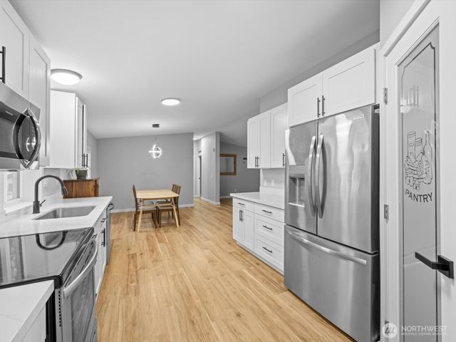 20500 SE 32nd Drive, Bothell, WA 98012