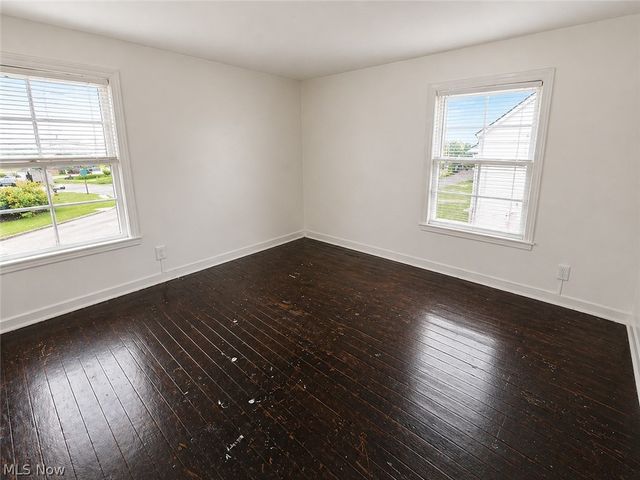 1437 E 252nd Street, Euclid, OH 44117