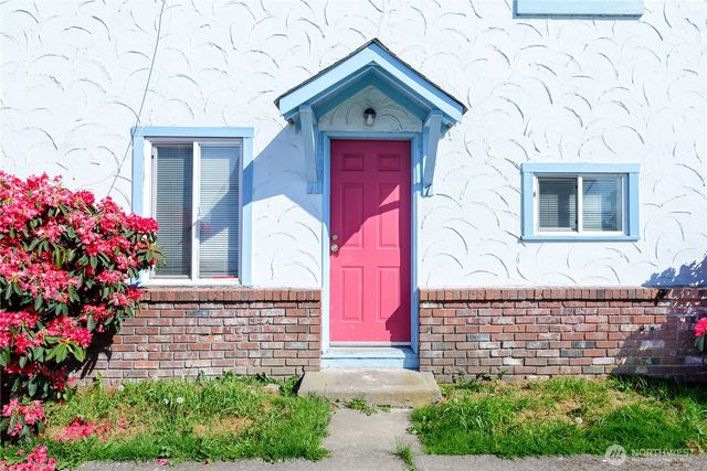 201 E Liberty Street, Port Angeles, WA 98362
