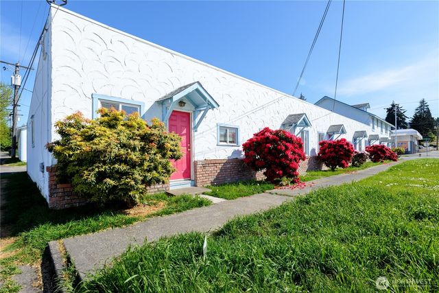 201 E Liberty Street, Port Angeles, WA 98362