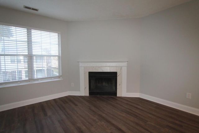 6550 Reflections Drive, C, Dublin, OH 43017