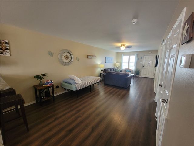 15438 Seamount Cay Ct 103, Corpus Christi, TX 78418