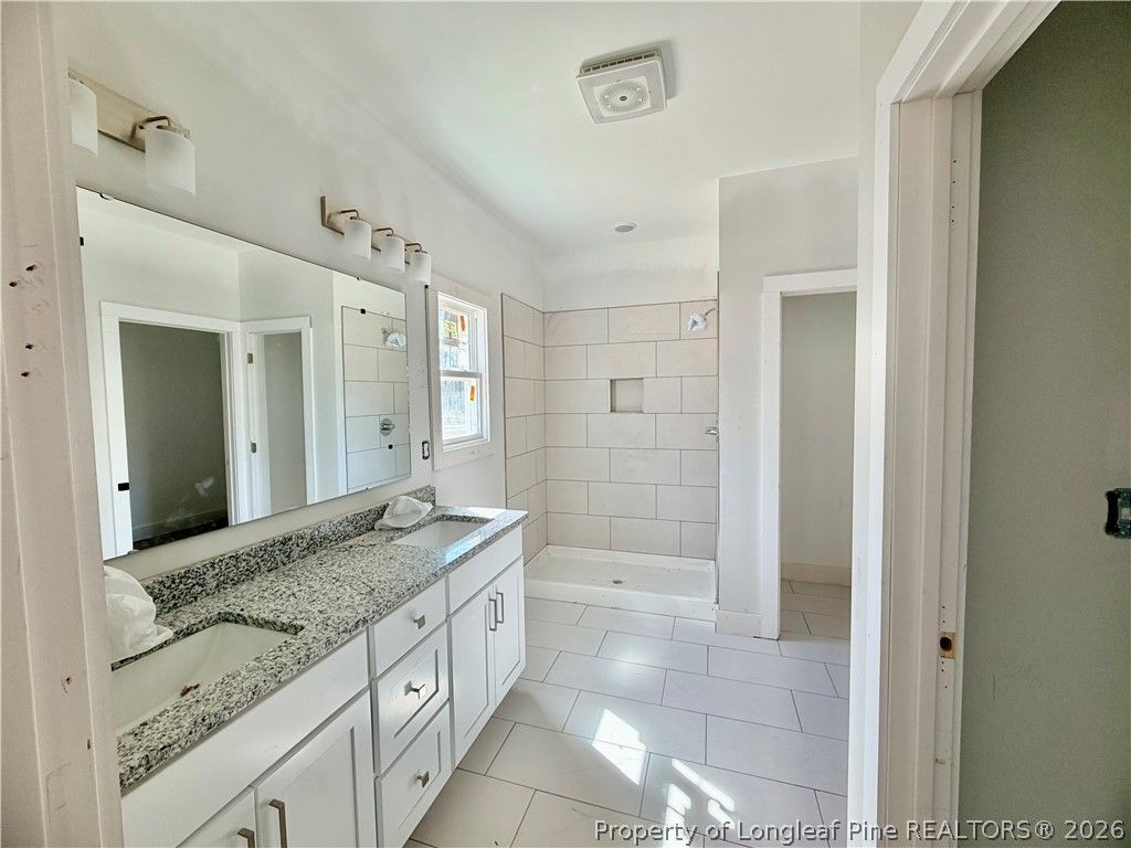 161 Ainsdale Warren Court, Raeford, NC 28376 — photo 7