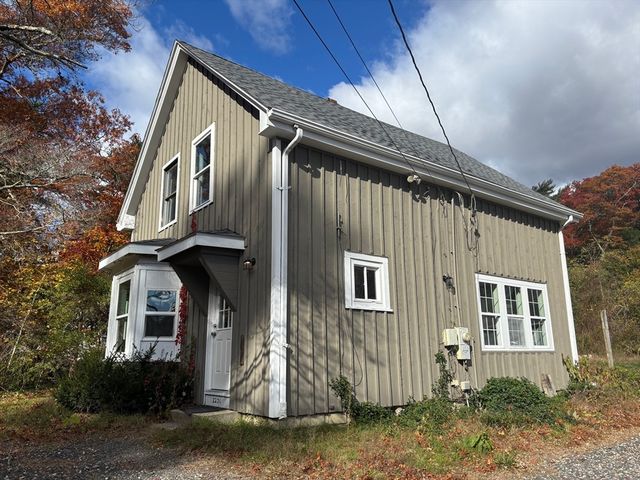 2230 Cranberry Hwy 1, Wareham, MA 02576