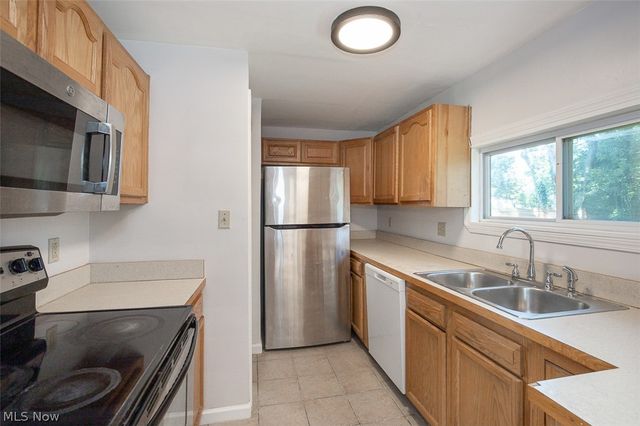 4521 Lilac Road, South Euclid, OH 44121