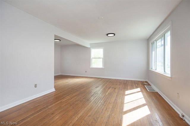 4521 Lilac Road, South Euclid, OH 44121