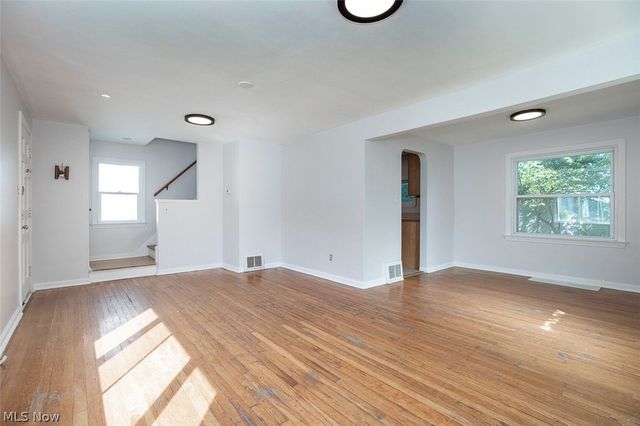4521 Lilac Road, South Euclid, OH 44121