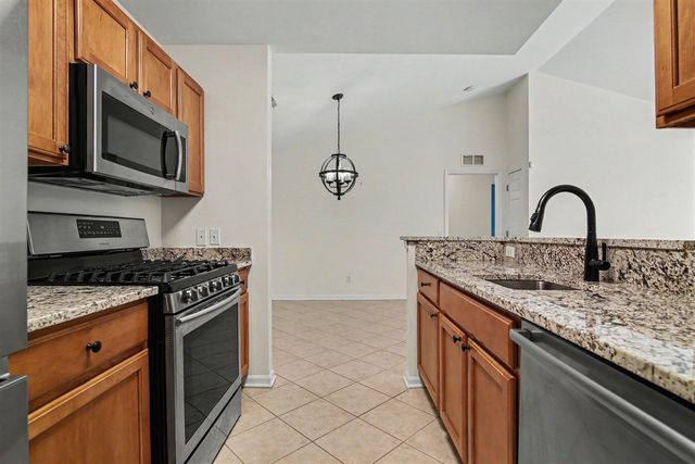 951 Addington Lane 135, Ann Arbor, MI 48108