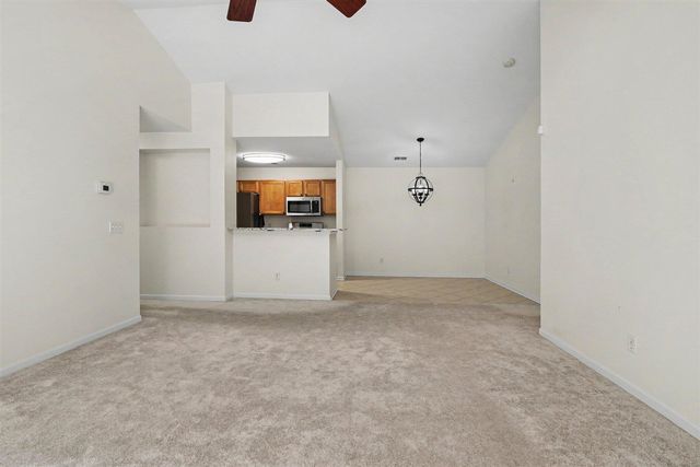 951 Addington Lane 135, Ann Arbor, MI 48108
