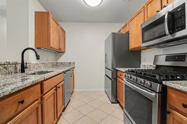 951 Addington Lane 135, Ann Arbor, MI 48108