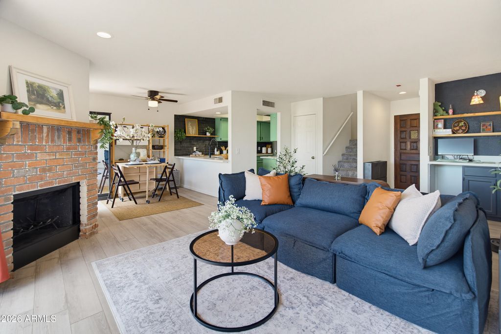 4330 N 5th Avenue 215, Phoenix, AZ 85013 — photo 2