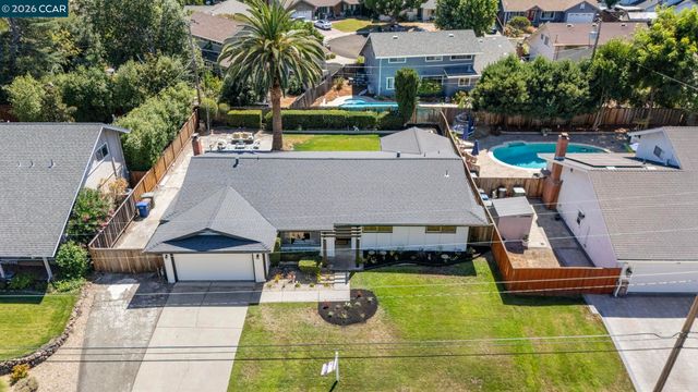 1320 Hookston Rd, Concord, CA 94518