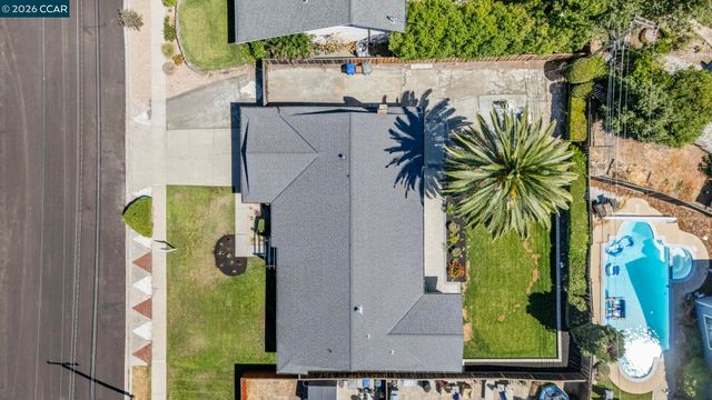 1320 Hookston Rd, Concord, CA 94518