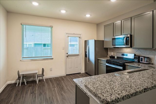 2465 Bull Trout Drive, Conroe, TX 77384