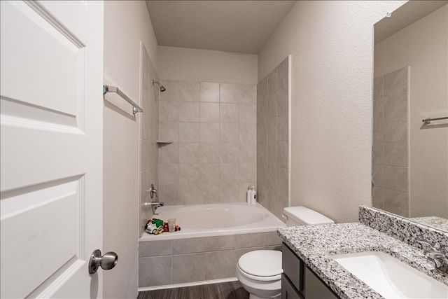 2465 Bull Trout Drive, Conroe, TX 77384