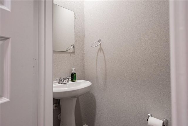 2465 Bull Trout Drive, Conroe, TX 77384