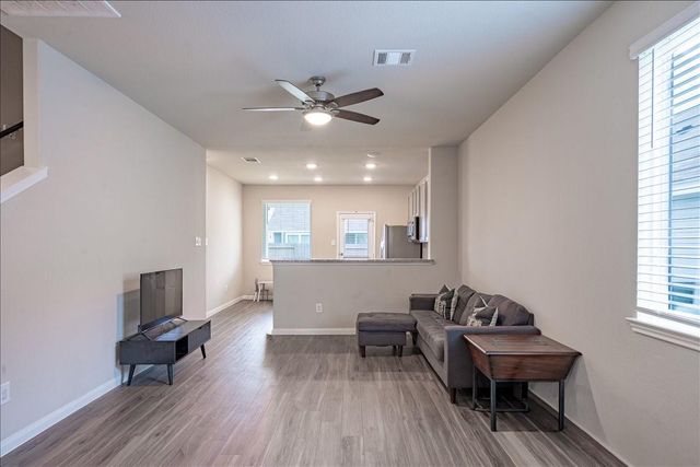 2465 Bull Trout Drive, Conroe, TX 77384