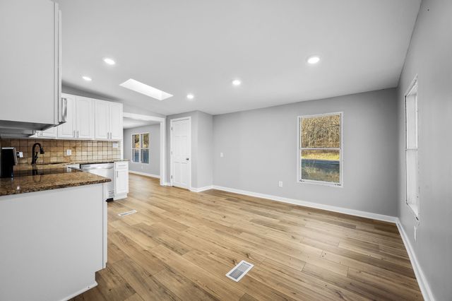 7757 Burks Hollow Rd, Christiana, TN 37037