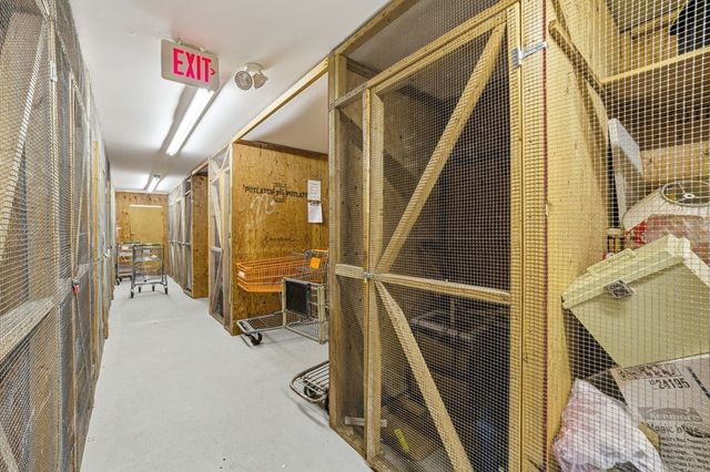 1002 Paradise Rd 3P, Swampscott, MA 01907