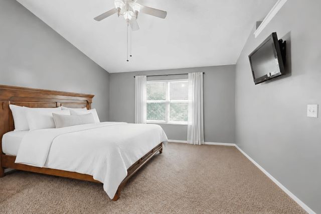 2037 Bluestem Drive, Burlington, KY 41005