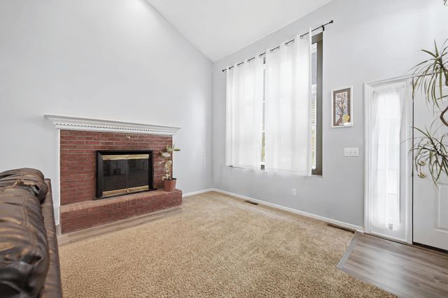 2037 Bluestem Drive, Burlington, KY 41005