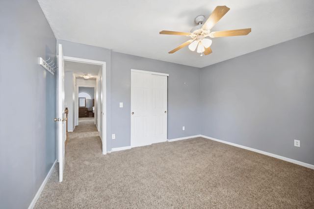 2037 Bluestem Drive, Burlington, KY 41005