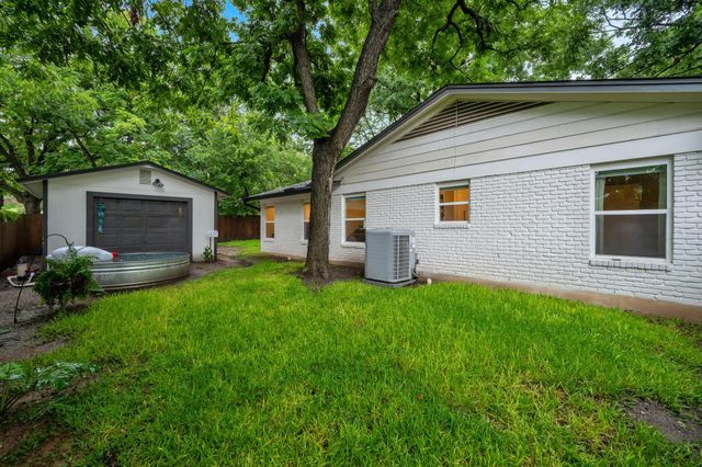 823 Walnut Creek DR, Austin, TX 78753