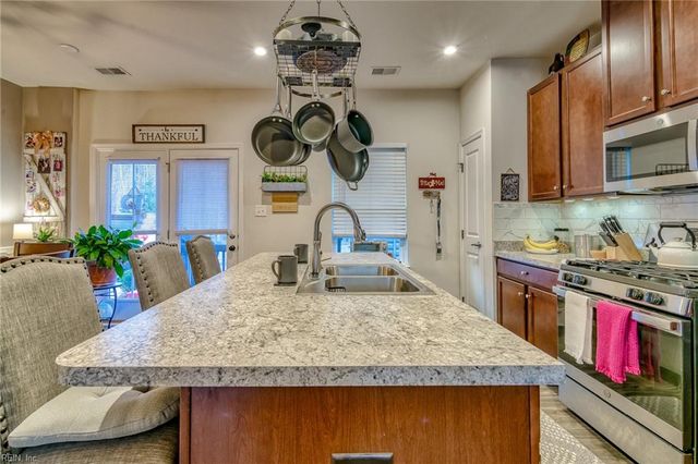 7541 Luminary DR, Williamsburg, VA 23188