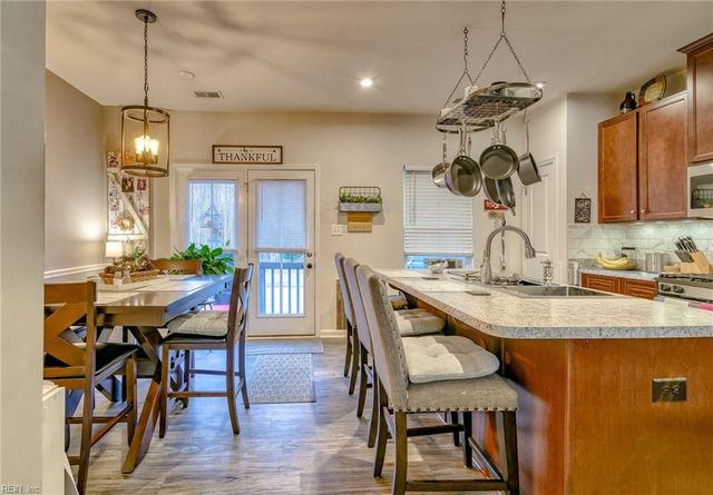 7541 Luminary DR, Williamsburg, VA 23188