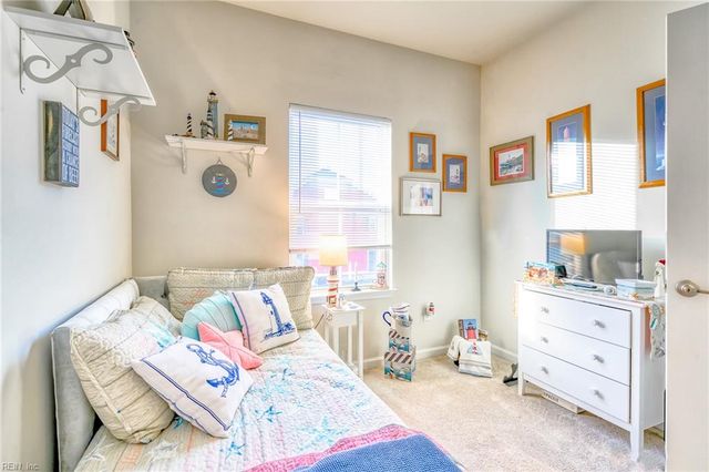 7541 Luminary DR, Williamsburg, VA 23188