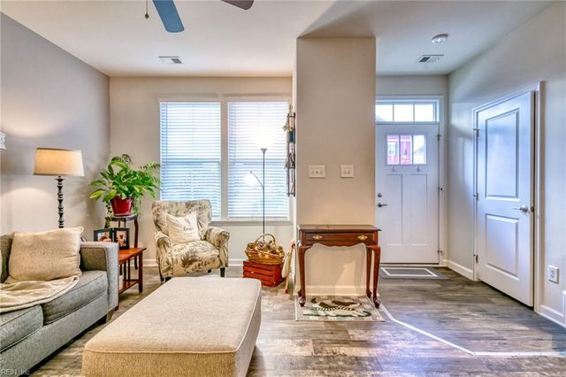 7541 Luminary DR, Williamsburg, VA 23188