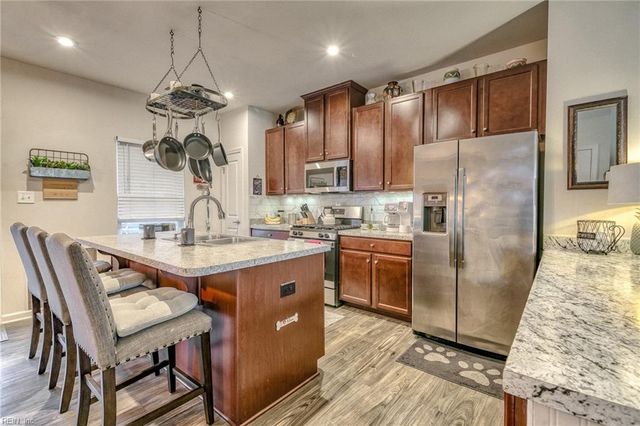 7541 Luminary DR, Williamsburg, VA 23188