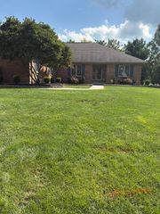 6515 Canterbury Drive, Franklin, OH 45005