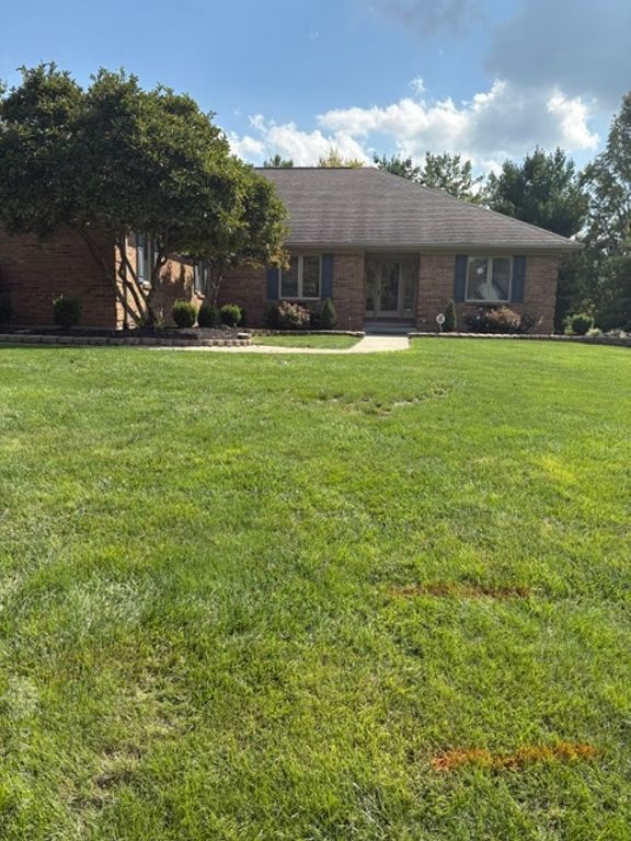 6515 Canterbury Drive, Franklin, OH 45005