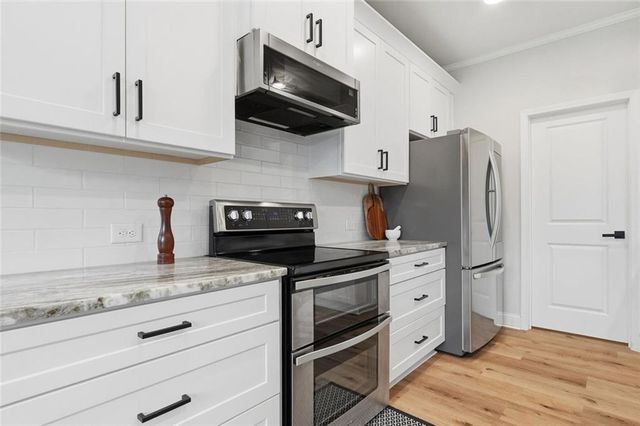 201 Strickland Drive, Dawsonville, GA 30534